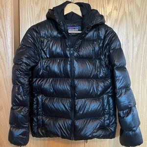 Patagonia Raven Rocks Down Puffer Coat sz small